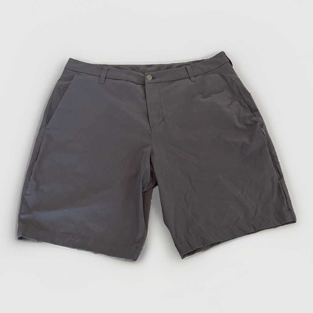 Lululemon Commission Shorts Mens 38 Black Chino Golf Performance 9 Inseam